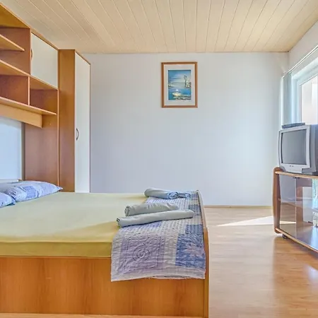 Marin Apartment *