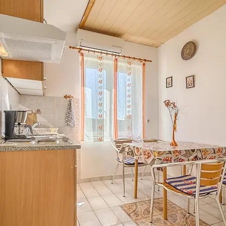 Apartment Marin *